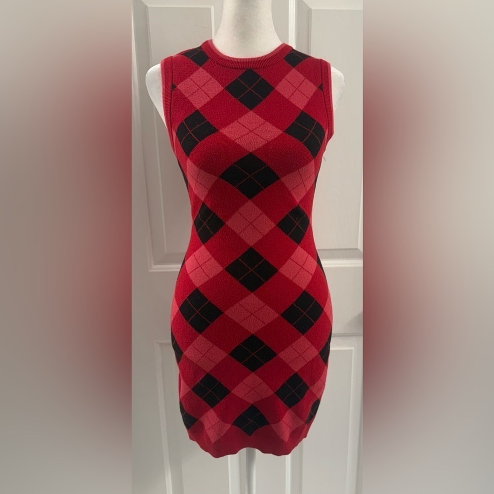 ZARA DIAMOND PATTERN KNIT DRESS S Red/Black - Picture 3 of 9